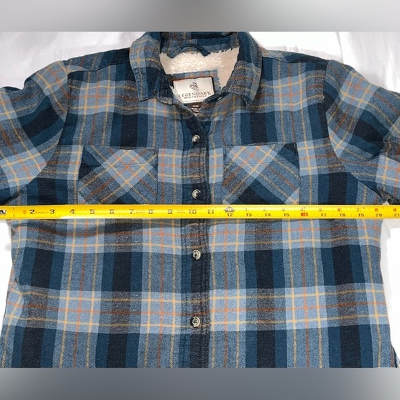 Legendary Whitetail lined flannel jacket with front pockets size medium - Picture 6 of 8